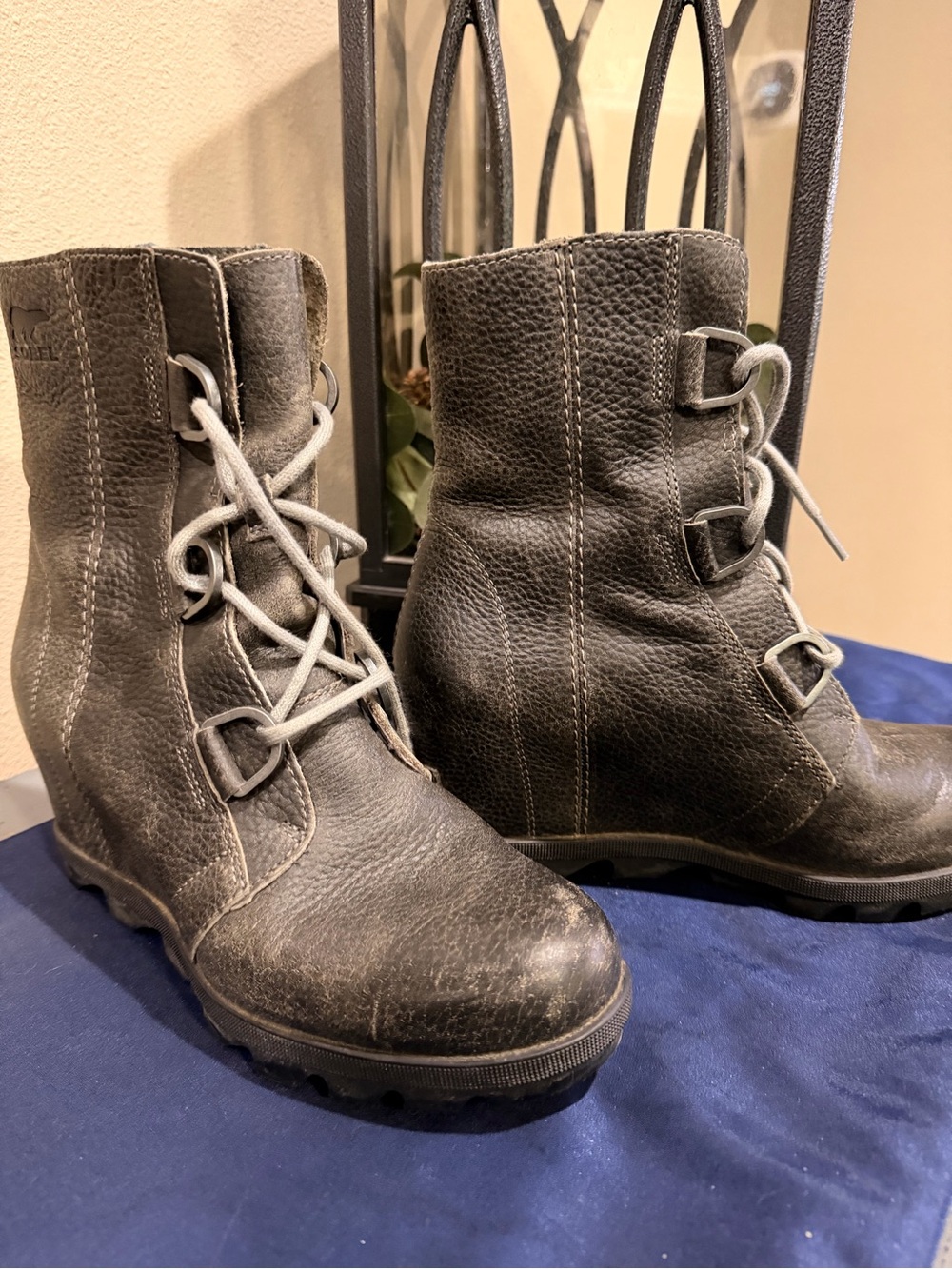 Womens Sorel Gray Leather Lace-Up Ankle Boots